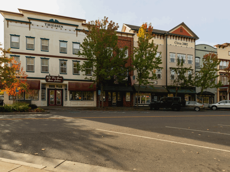 downtown shopping boutiques in windsor sonoma county