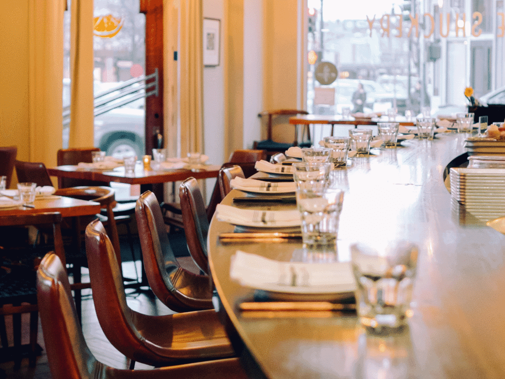 inside seating at the shuckery in petaluma sonoma county