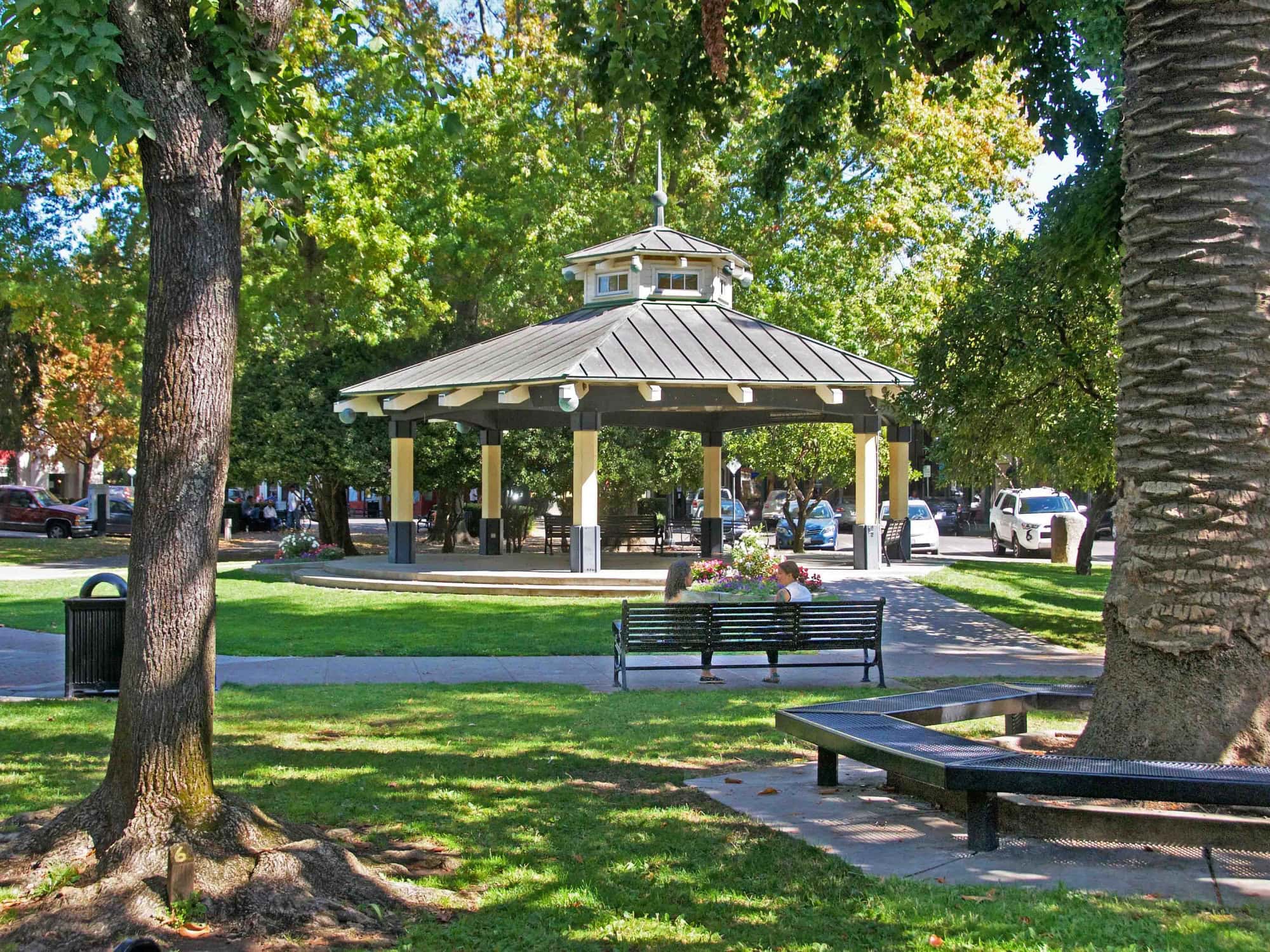 The gazebo in Healdsburg's picturesque plaza