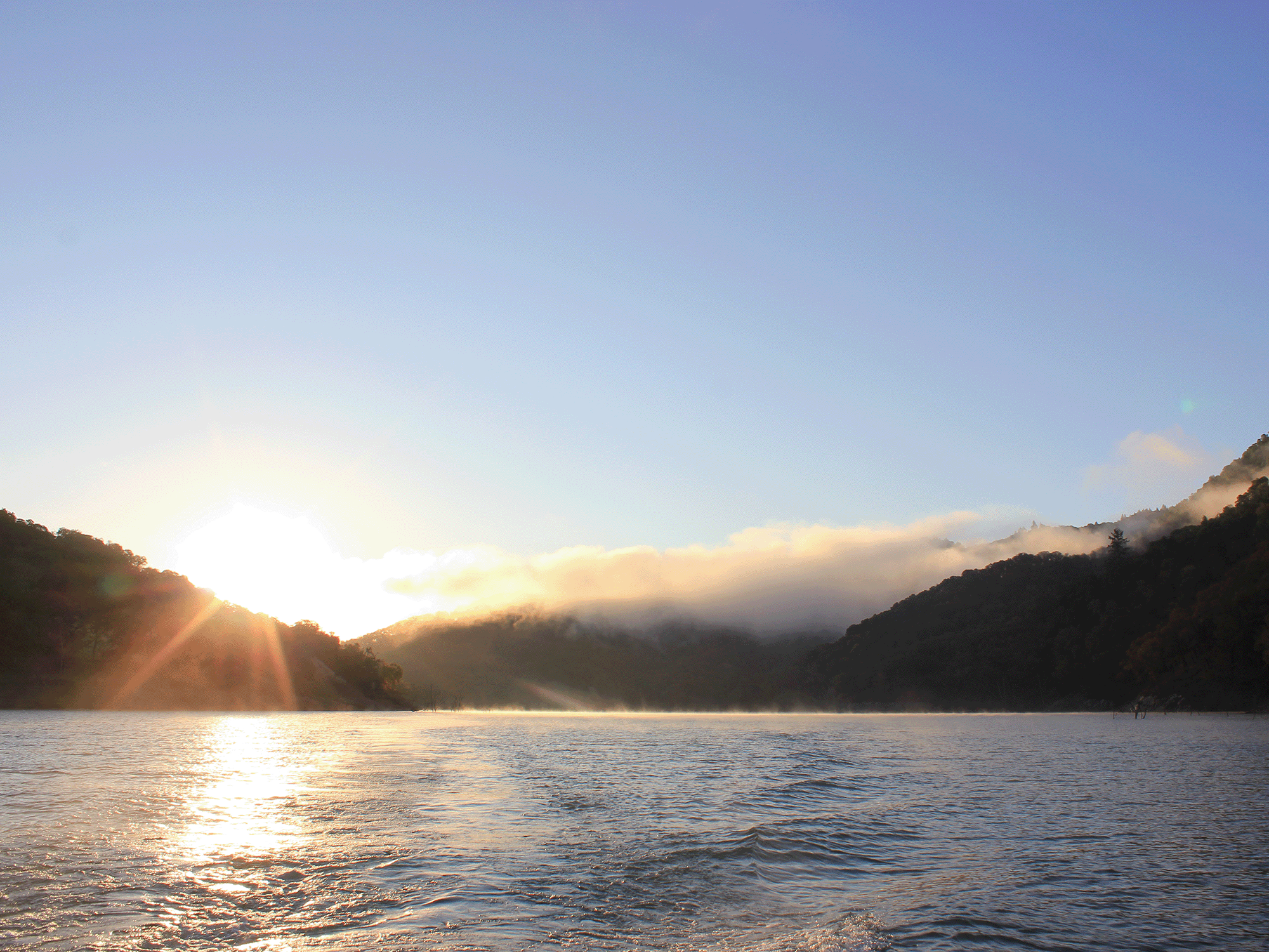 beautiful sunset on the water at lake sonoma in geyserville sonoma county