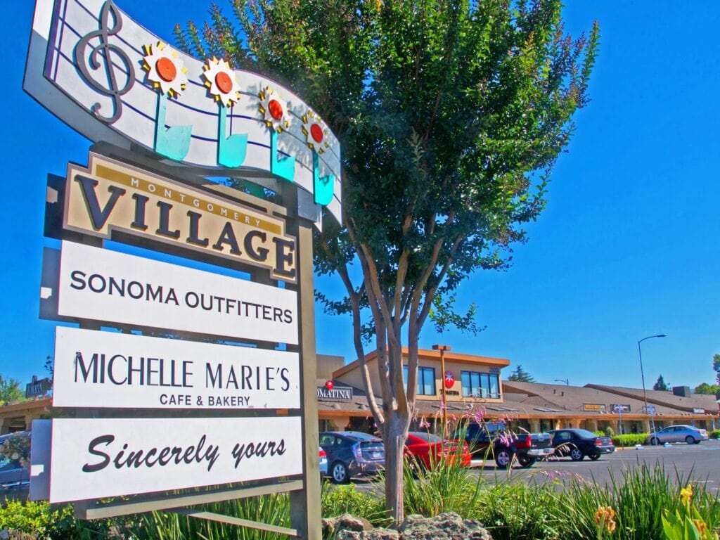 shopping at montgomery village in sonoma county