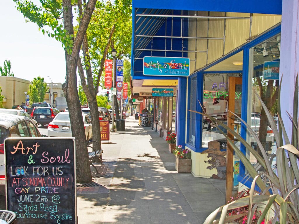shopping main street in sebastopol sonoma county