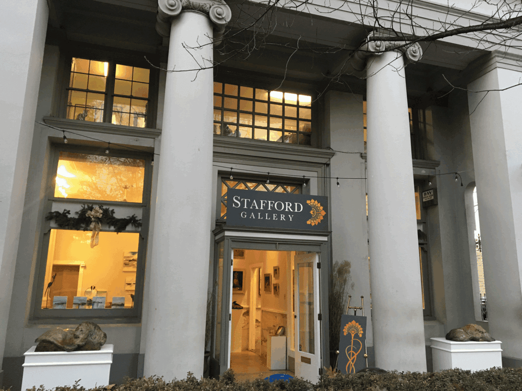 outside view of the stafford gallery in healdsburg sonoma county