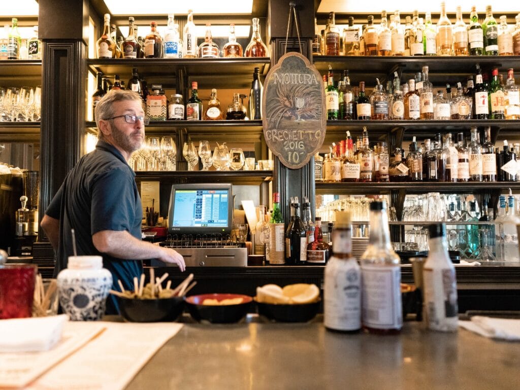 bartender making drinks at underwood bistro and bar in granton sonoma county