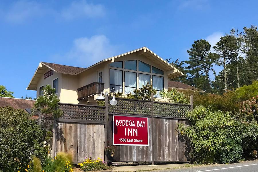 Exterior of the Bodega Bay Inn 