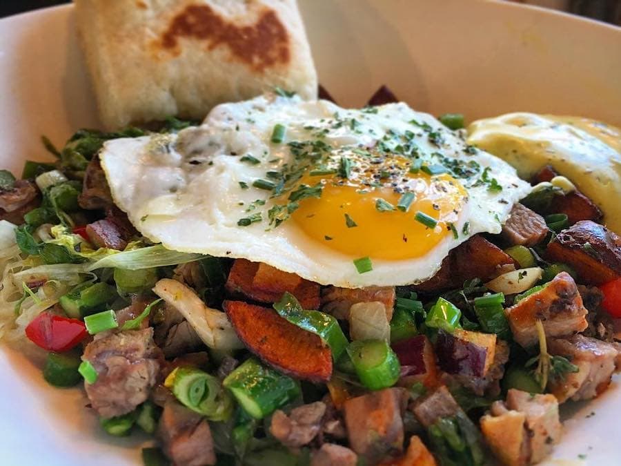 breakfast hash and fried eggs at Jeffrey's hillside cafe in Santa Rosa