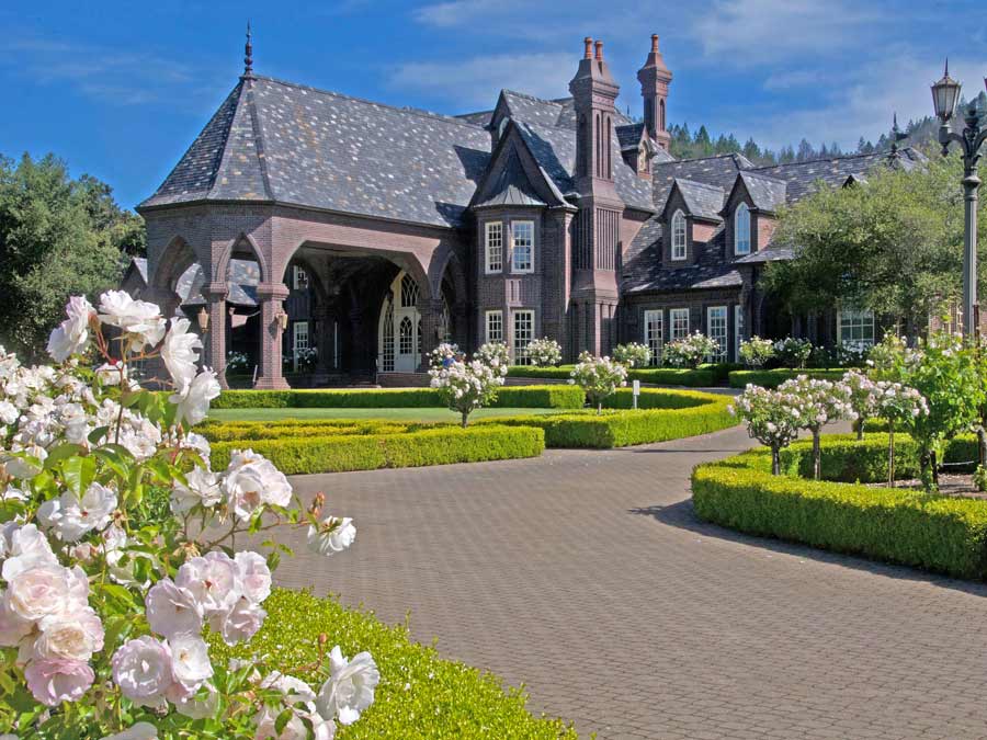 The grand entrance to Ledson Winery & Vineyards, Kenwood