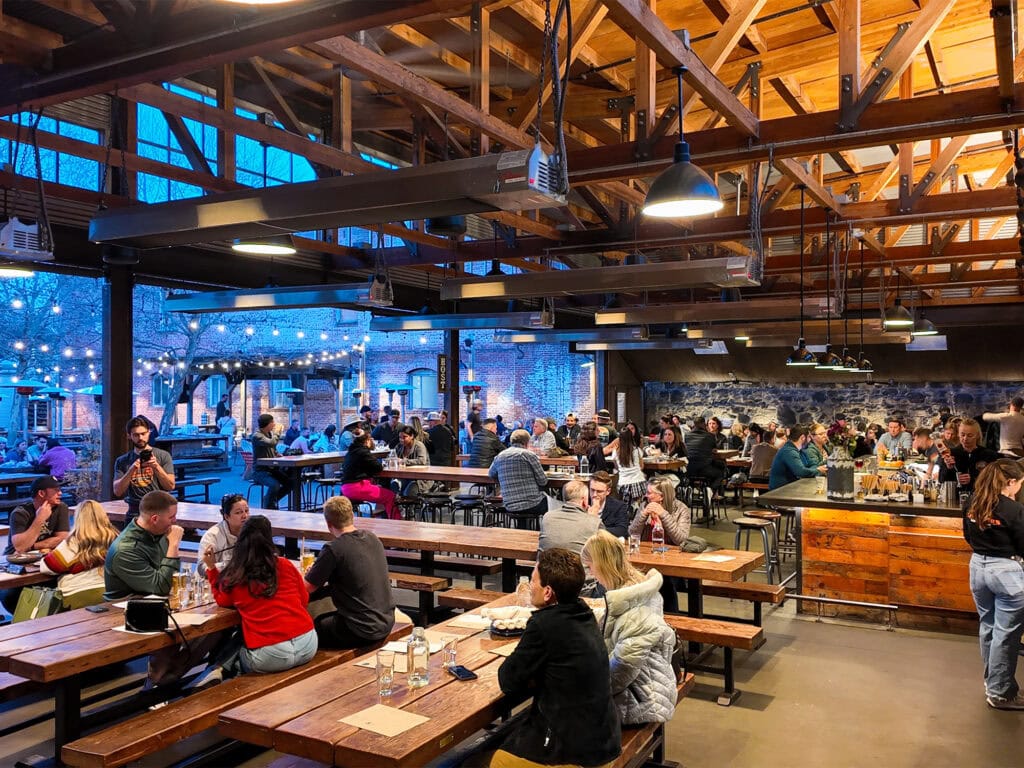 people dining at brewsters beer garden and restaurant in petaluma ca