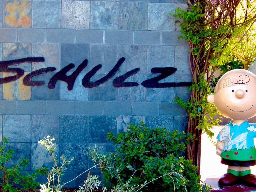 charlie brown statue welcoming guest to the charles m schulz museum in sonoma county